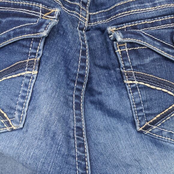 WallFlower Womens Cuffed Cropped Jeans Blue Size 11 Faded Whiskers 2-Button - Picture 11 of 16